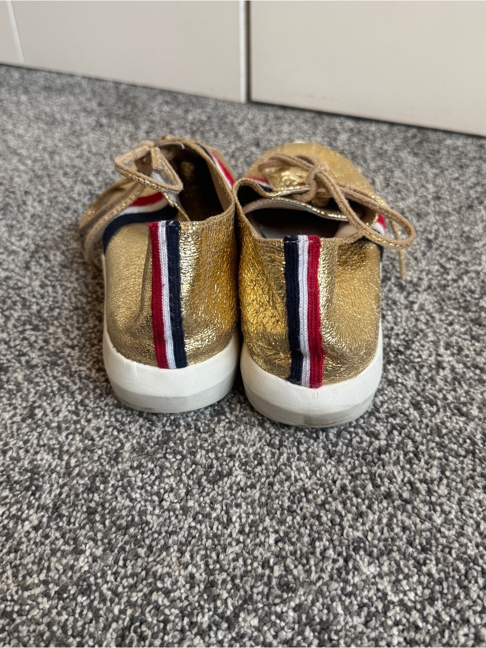 Jeffrey Campbell Motion 2 Gold Metallic Leather Sneakers Stripe Shoes Women’s 8 - Picture 5 of 11